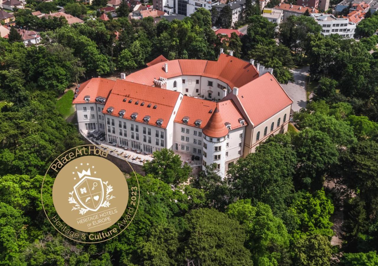 Palace Art Hotel Pezinok Ngoại thất bức ảnh