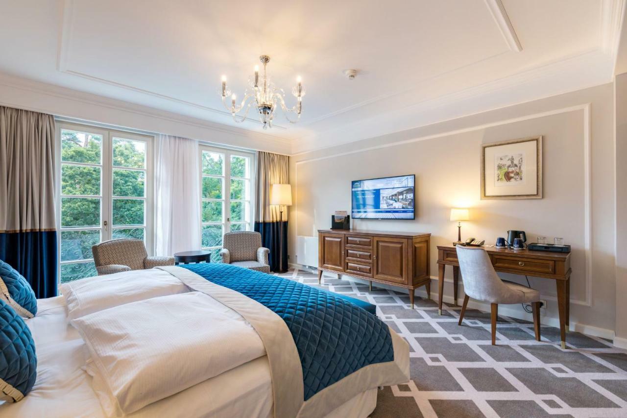 Palace Art Hotel Pezinok Ngoại thất bức ảnh