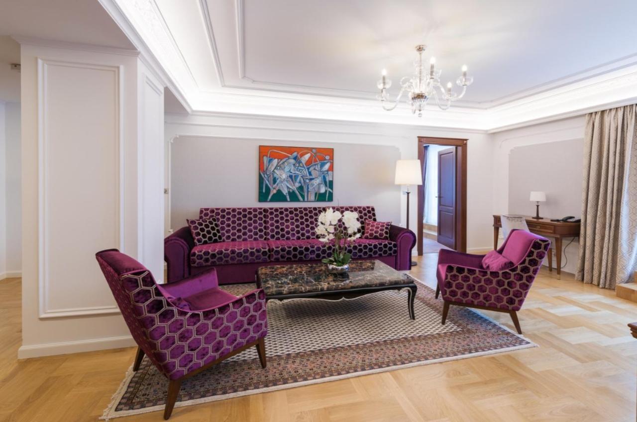 Palace Art Hotel Pezinok Ngoại thất bức ảnh